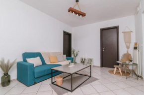Sunny Apartment for Couples & Friends in Centre